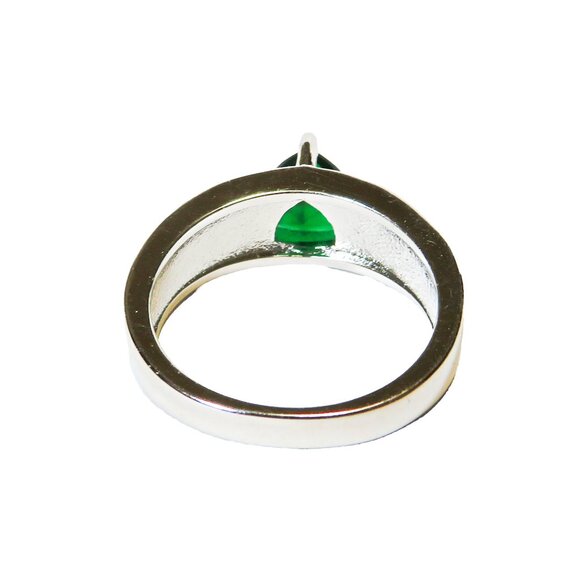 Size 6 Ring White Lab Created Fire Opal Inlay 6mm*6mm Emerald Green Stone NOS - Picture 7 of 7